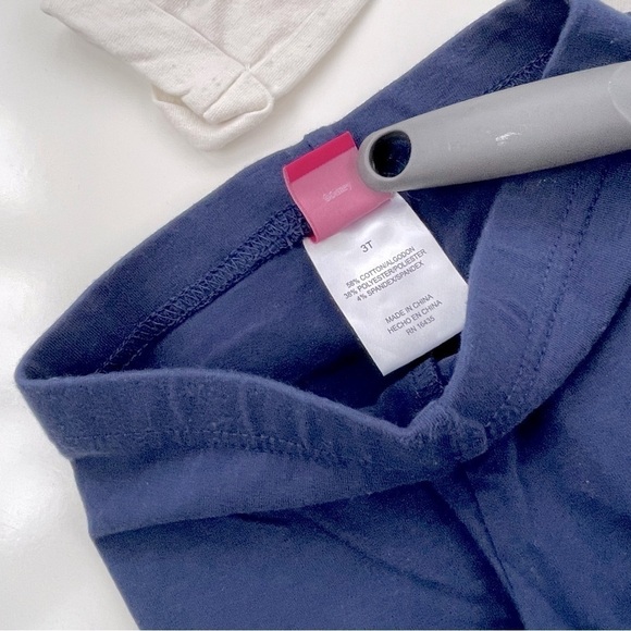 Disney Girls’ Minnie Mouse Preppy White Navy Striped Two-piece Set Size 3T - Picture 5 of 8